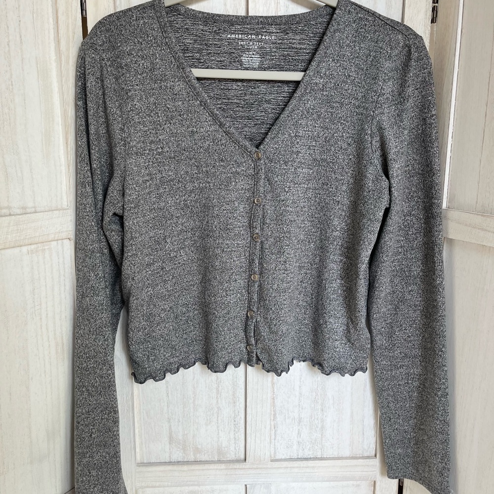 American Eagle soft and sexy plush long sleeved gray crop top womens large